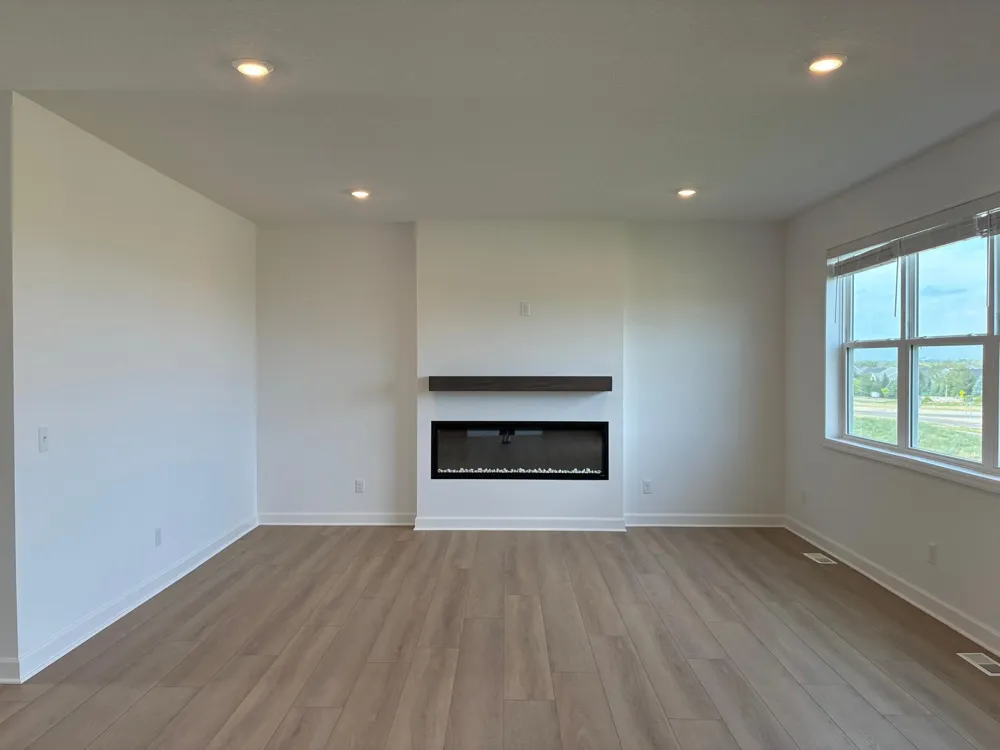 8921 Periwinkle Boulevard Woodbury, MN 55129