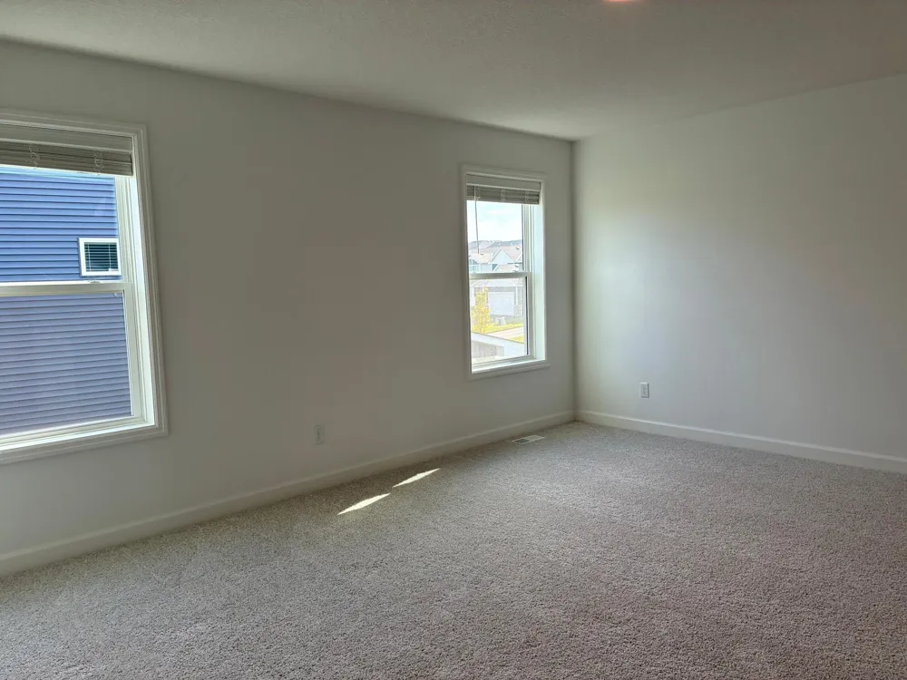 8921 Periwinkle Boulevard Woodbury, MN 55129
