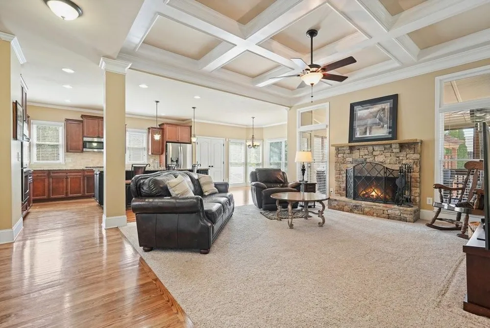 302 Grant Court Canton, GA 30114