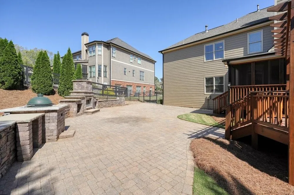 302 Grant Court Canton, GA 30114