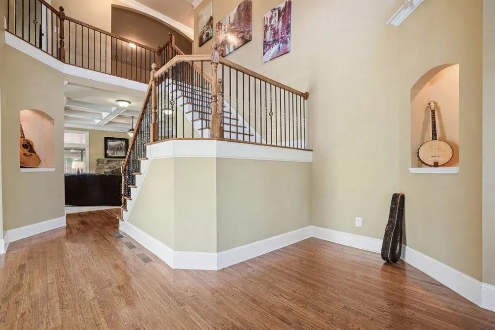 302 Grant Court Canton, GA 30114