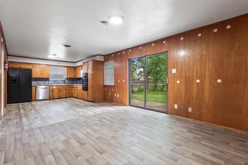 8923 Jennie Lee Lane Dallas, TX 75227