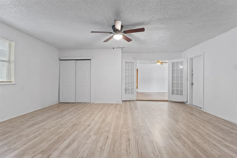 8923 Jennie Lee Lane Dallas, TX 75227