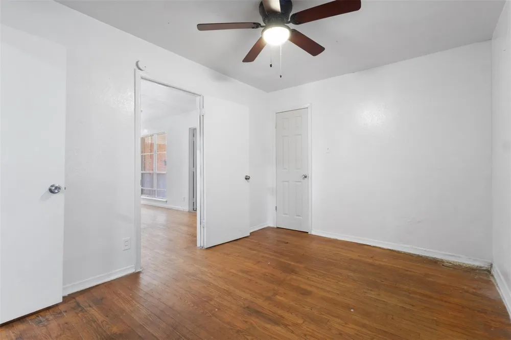 8923 Jennie Lee Lane Dallas, TX 75227