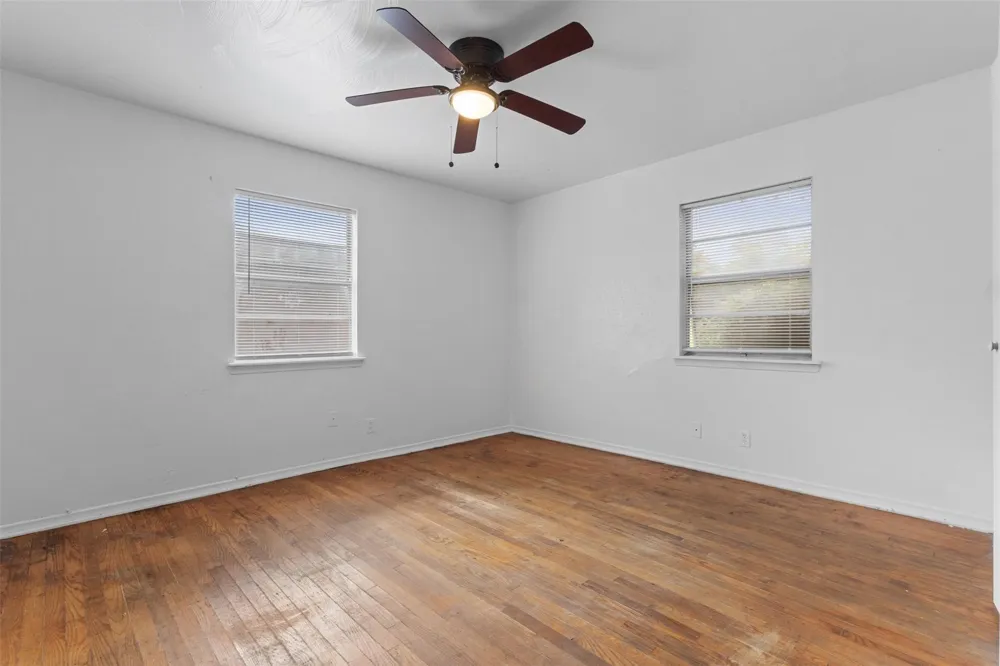8923 Jennie Lee Lane Dallas, TX 75227
