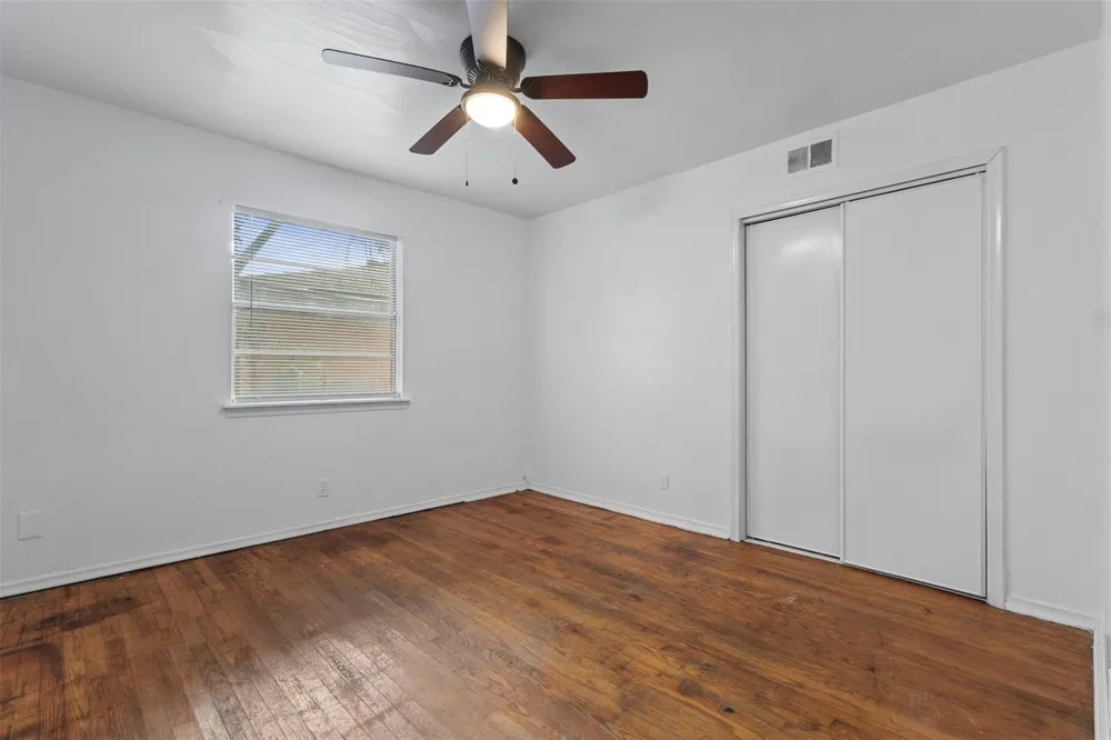 8923 Jennie Lee Lane Dallas, TX 75227