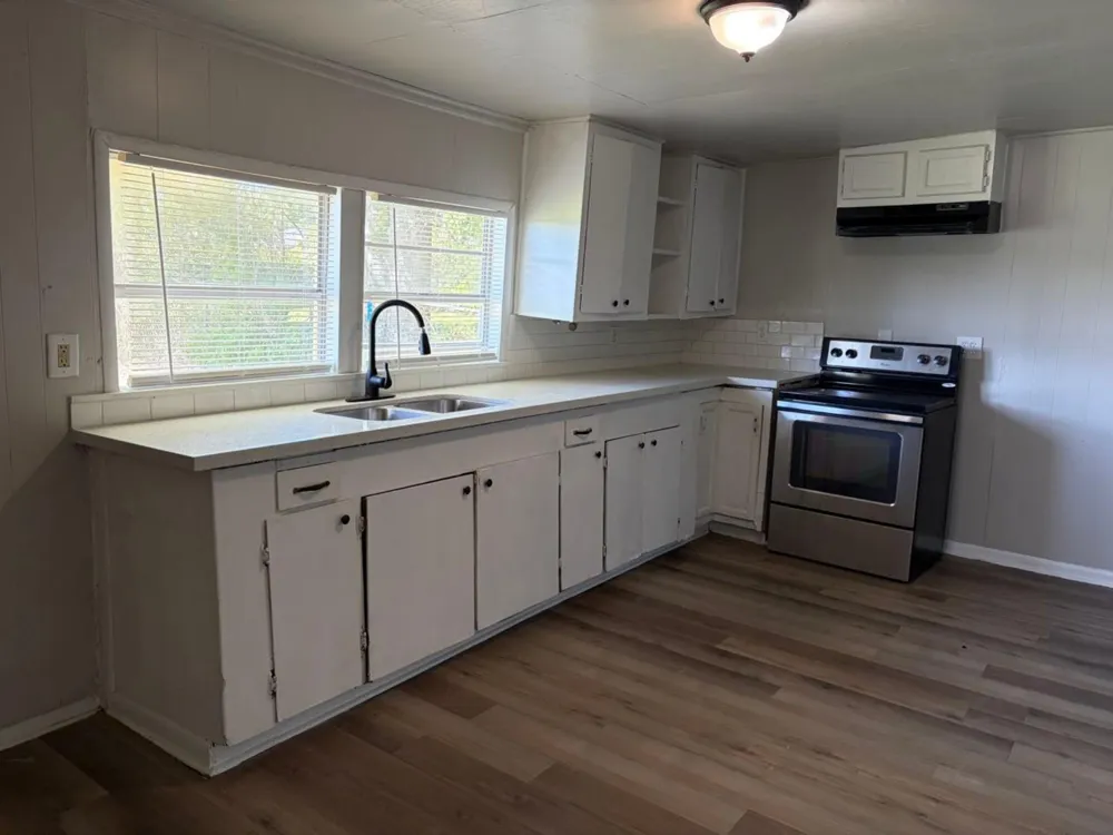 2005 Glasshouse Street Beaumont, TX 77703