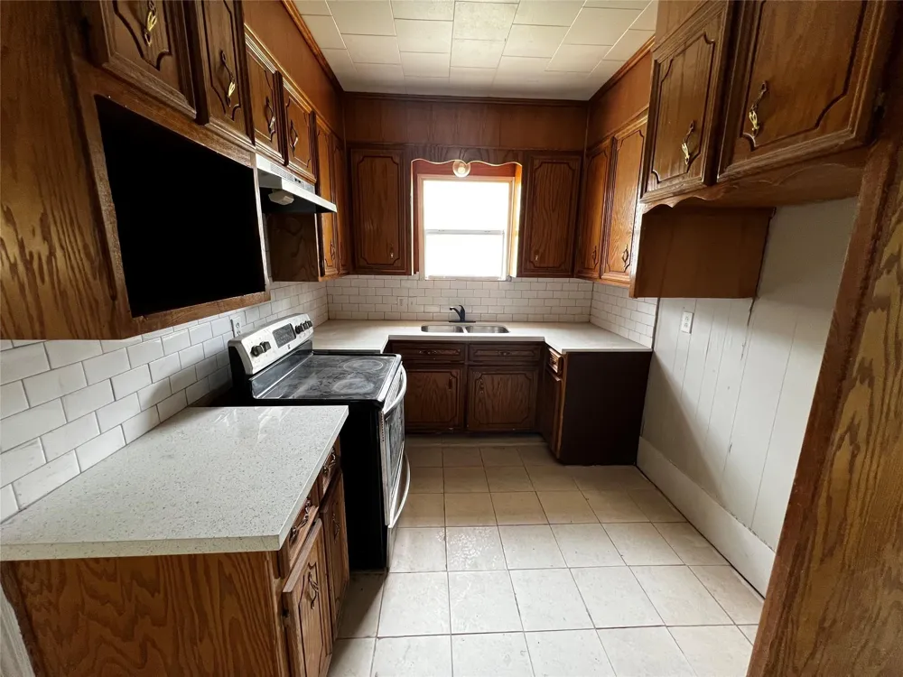 741 13th Street #A Port Arthur, TX 77640