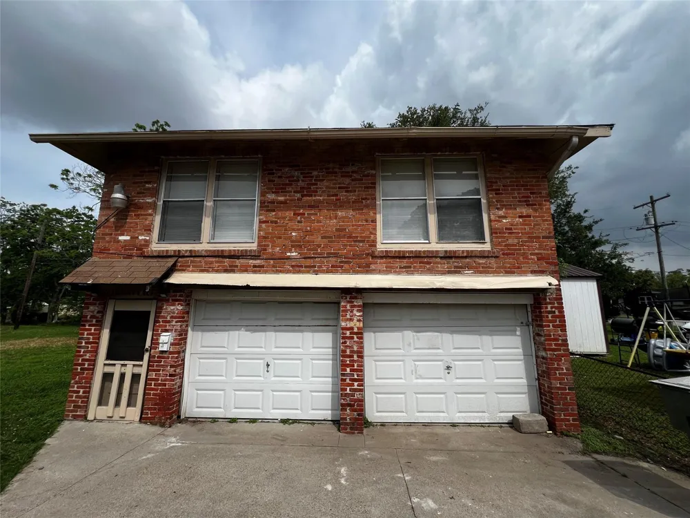 741 13th Street #B Port Arthur, TX 77640