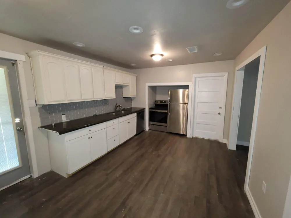 2425 8th Avenue Port Arthur, TX 77642