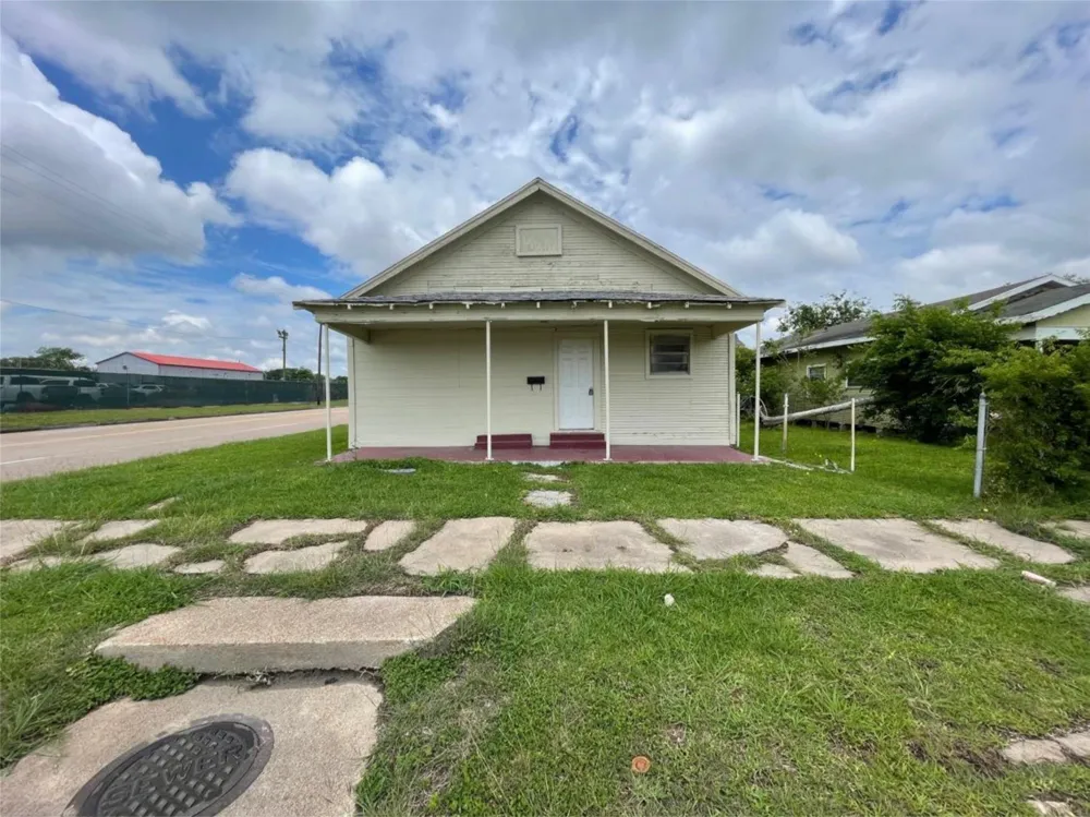 501 14th Street Port Arthur, TX 77640