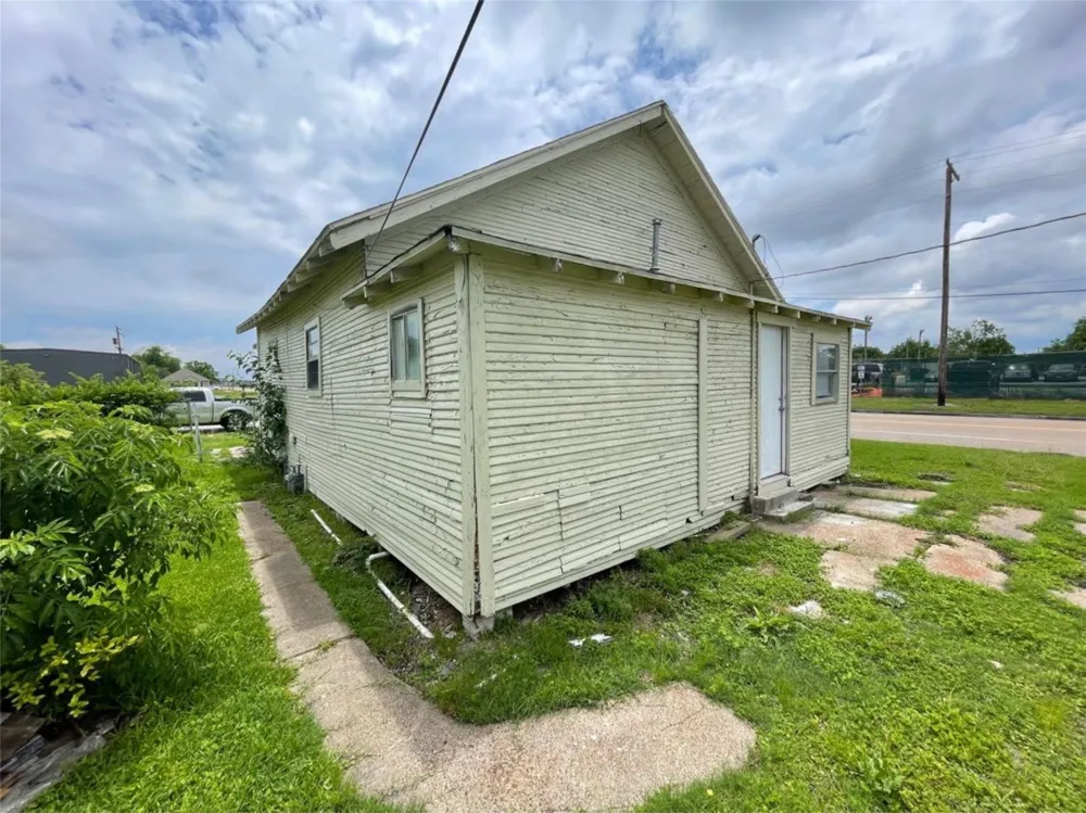 501 14th Street Port Arthur, TX 77640
