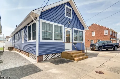 59 Fremont Ave