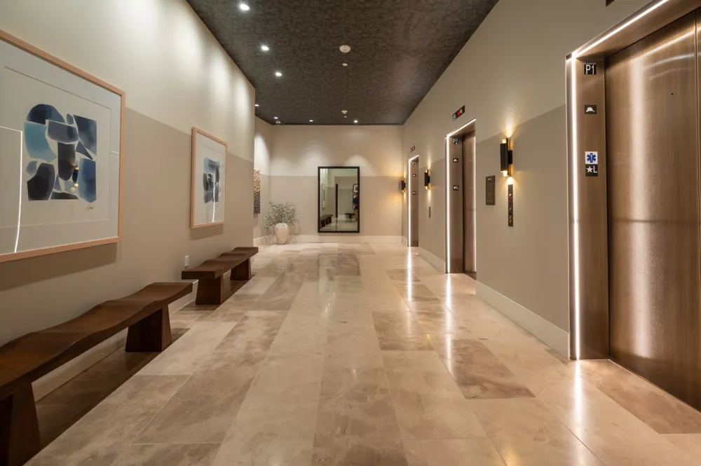 1212 Demonbreun St #2214 Nashville, TN 37203