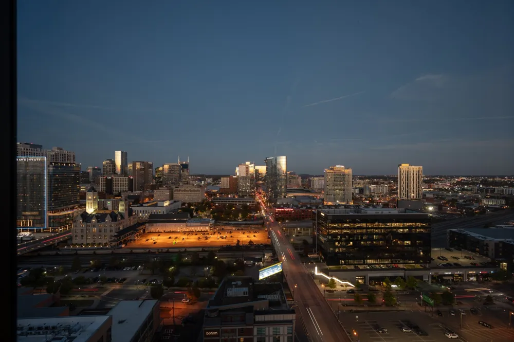 1212 Demonbreun St #2214 Nashville, TN 37203