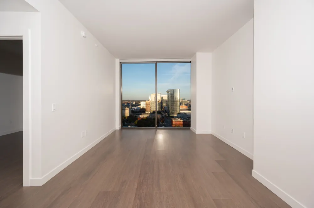 1212 Demonbreun St #2214 Nashville, TN 37203