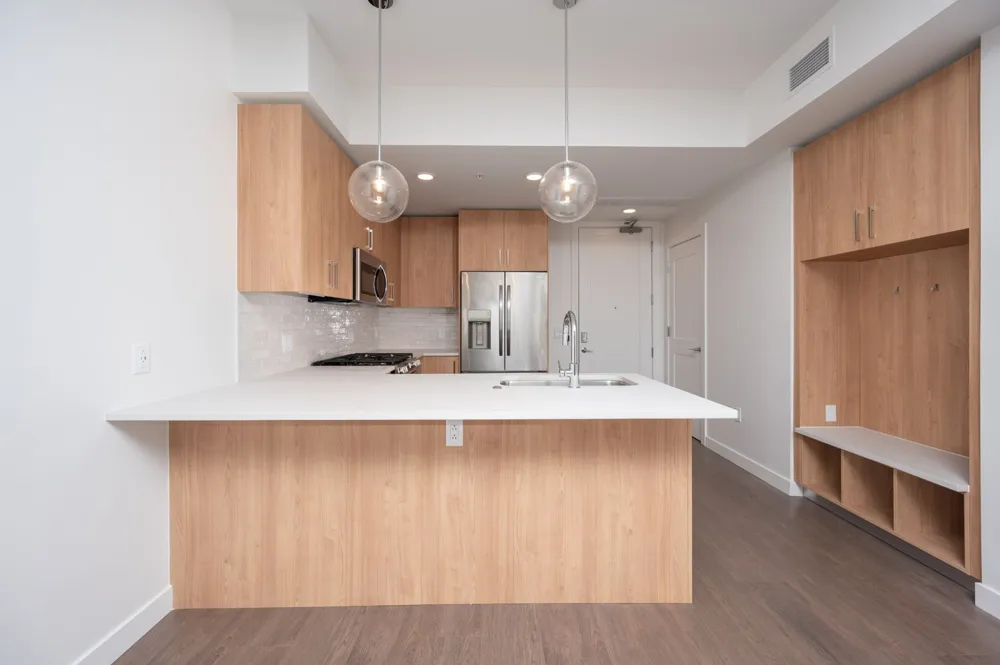 1212 Demonbreun St #2214 Nashville, TN 37203