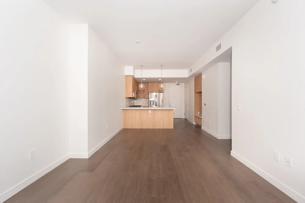 1212 Demonbreun St #2214 Nashville, TN 37203