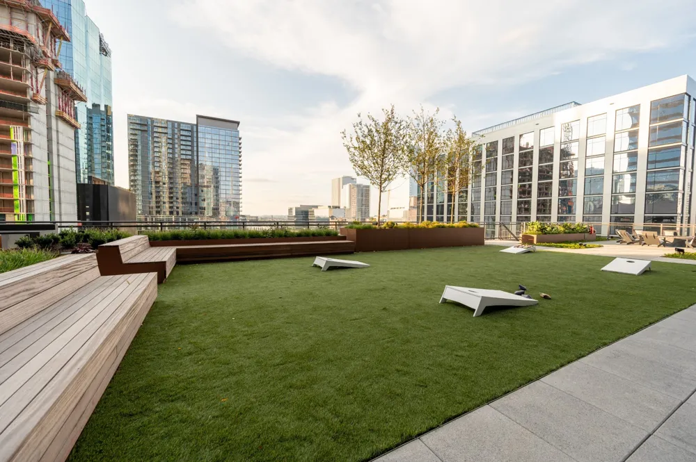 1212 Demonbreun St #2214 Nashville, TN 37203
