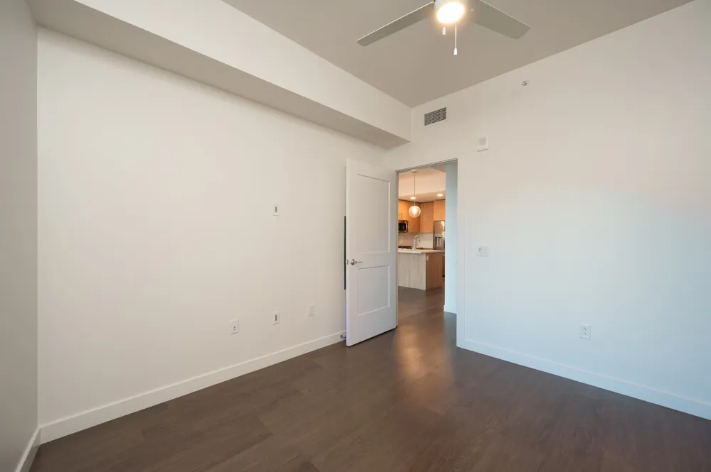 1212 Demonbreun St #2214 Nashville, TN 37203