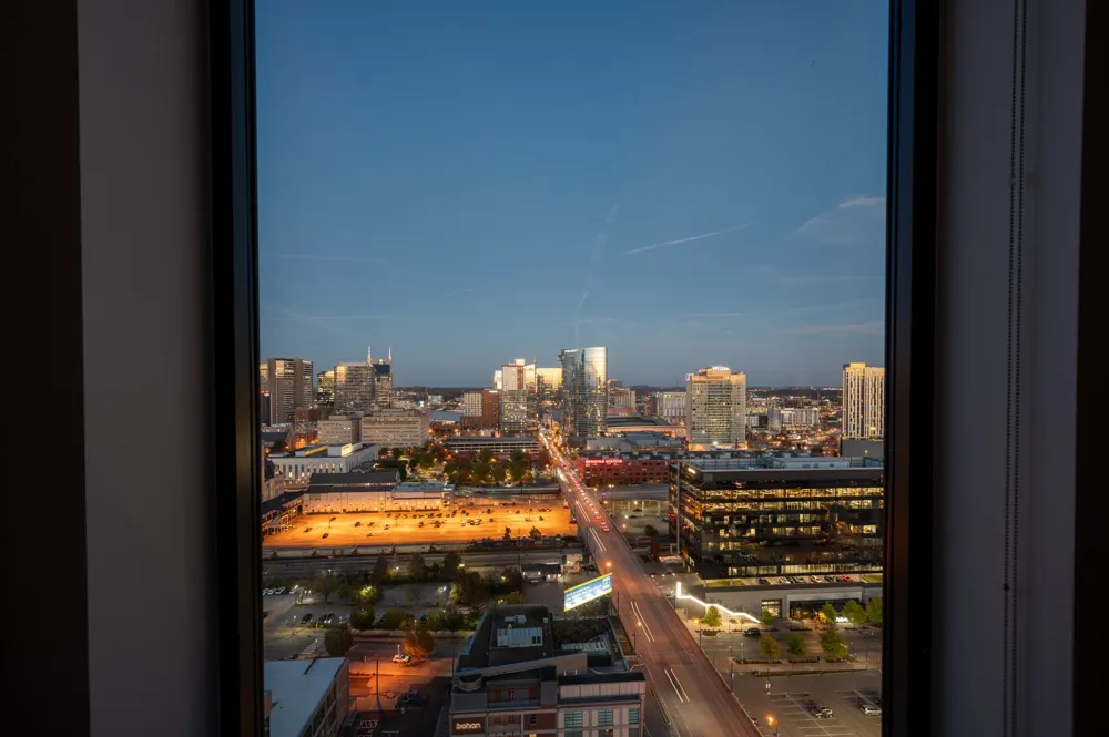 1212 Demonbreun St #2214 Nashville, TN 37203