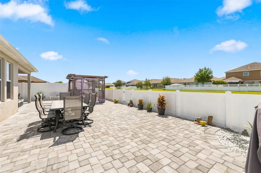 2050 BEACON LANDING CIRCLE Orlando, FL 32824