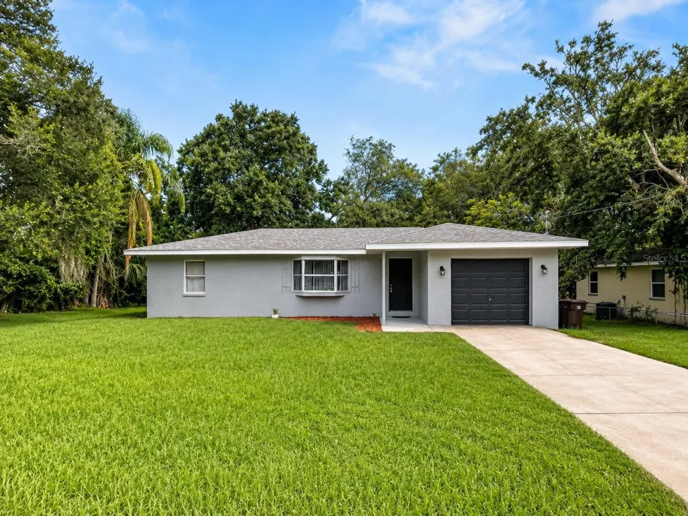 808 7TH STREET Haines City, FL 33844