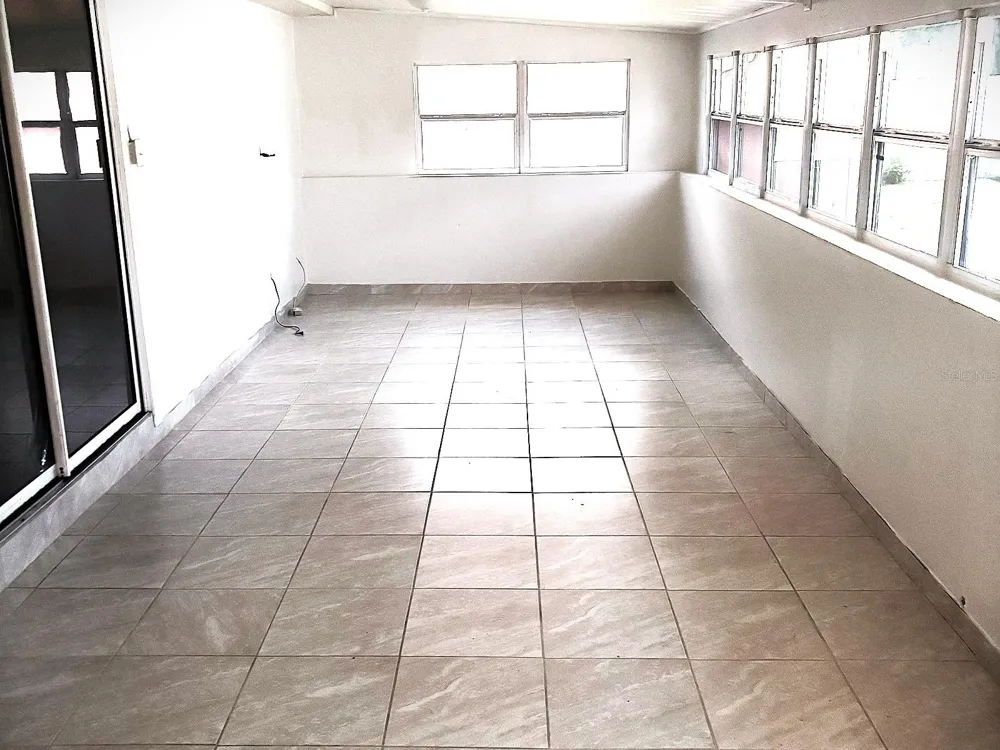 902 SAMY DRIVE Tampa, FL 33613