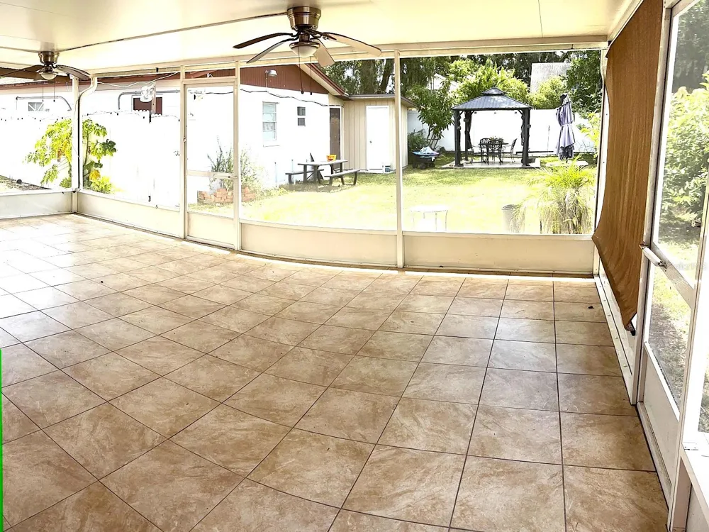 902 SAMY DRIVE Tampa, FL 33613