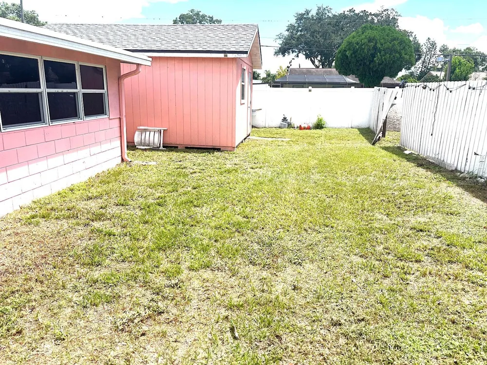 902 SAMY DRIVE Tampa, FL 33613
