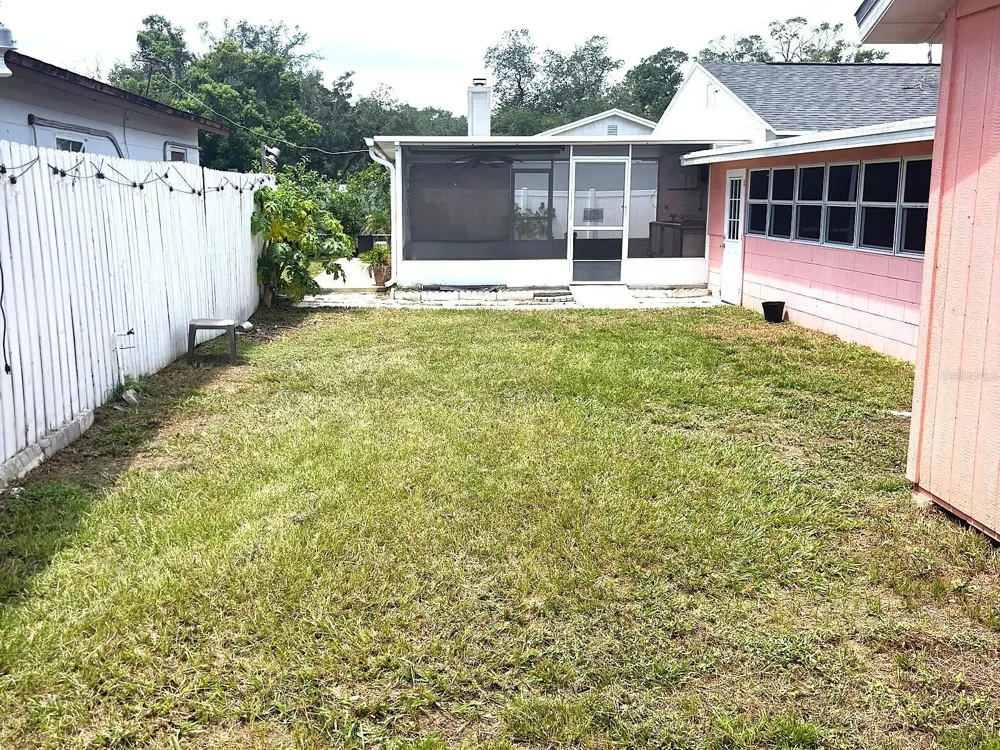 902 SAMY DRIVE Tampa, FL 33613