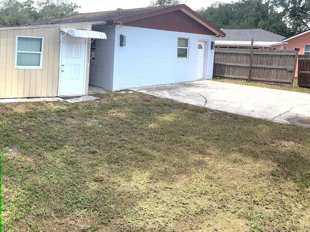 902 SAMY DRIVE Tampa, FL 33613