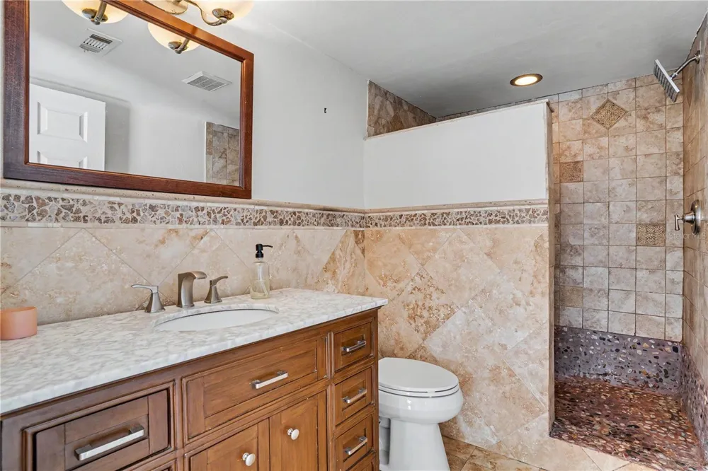 5210 4TH AVENUE St Petersburg, FL 33710
