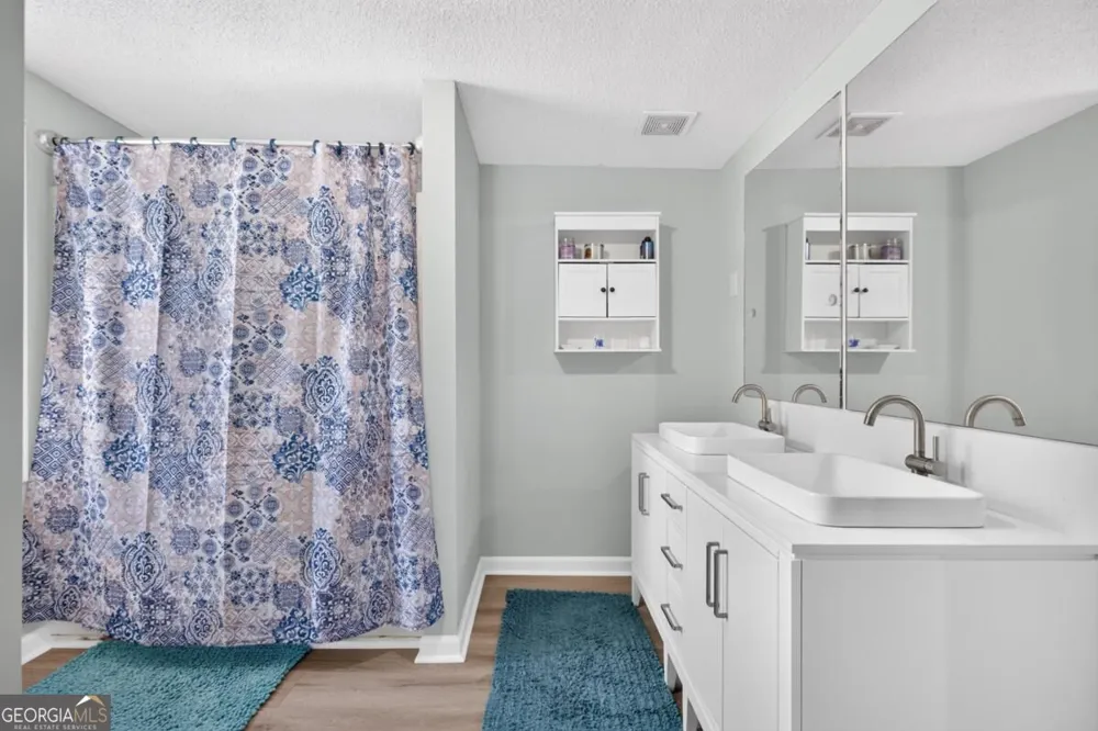 39 Cabin Creek CIR Commerce, GA 30529