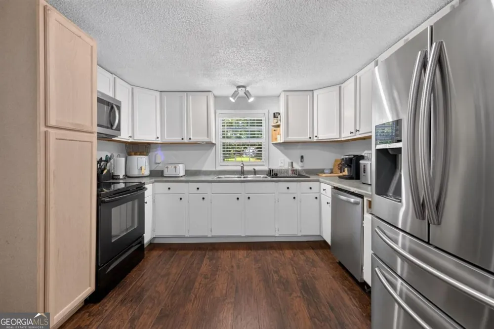 39 Cabin Creek CIR Commerce, GA 30529