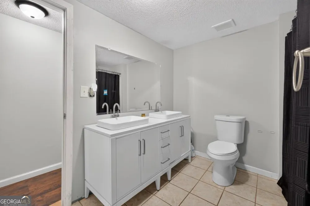 39 Cabin Creek CIR Commerce, GA 30529