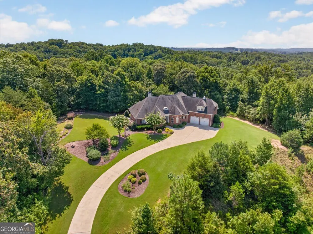 3805 Reservoir DR Gainesville, GA 30507