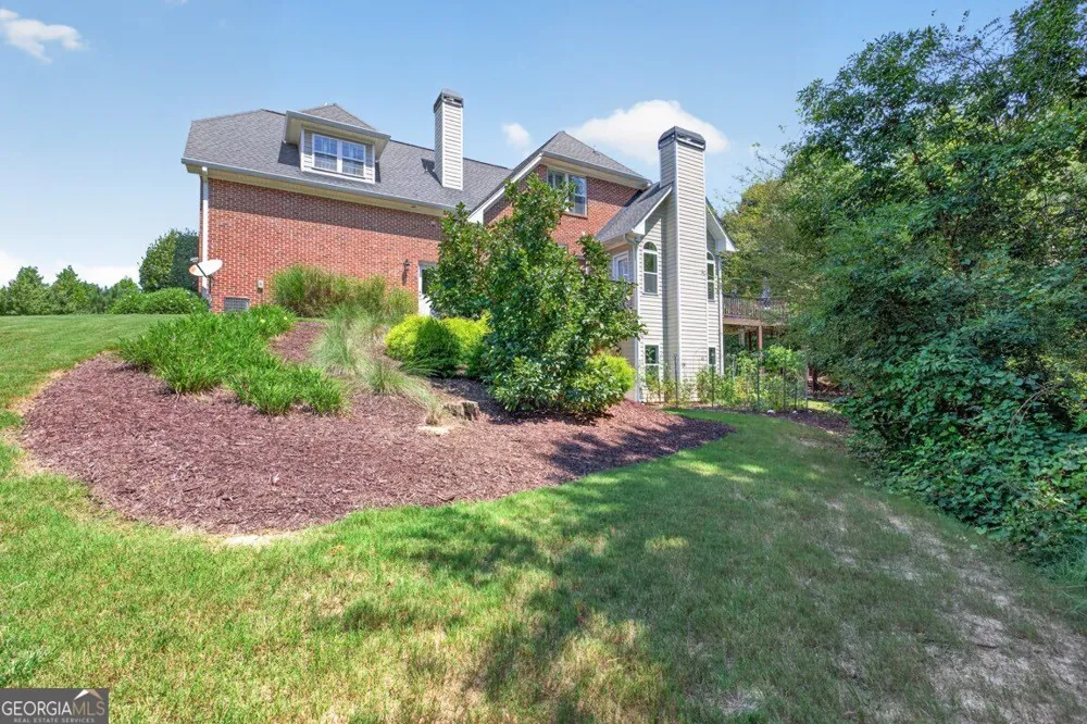 3805 Reservoir DR Gainesville, GA 30507