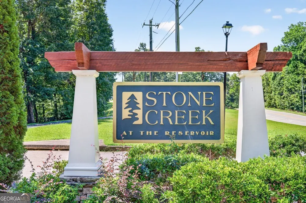 3805 Reservoir DR Gainesville, GA 30507