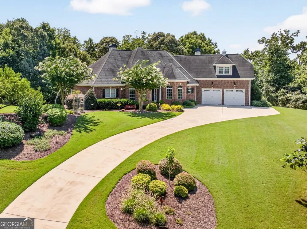 3805 Reservoir DR Gainesville, GA 30507