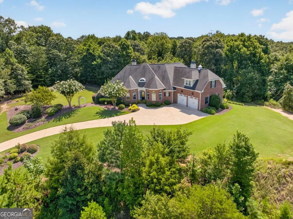 3805 Reservoir DR Gainesville, GA 30507
