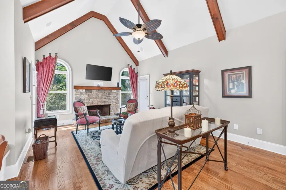 3805 Reservoir DR Gainesville, GA 30507