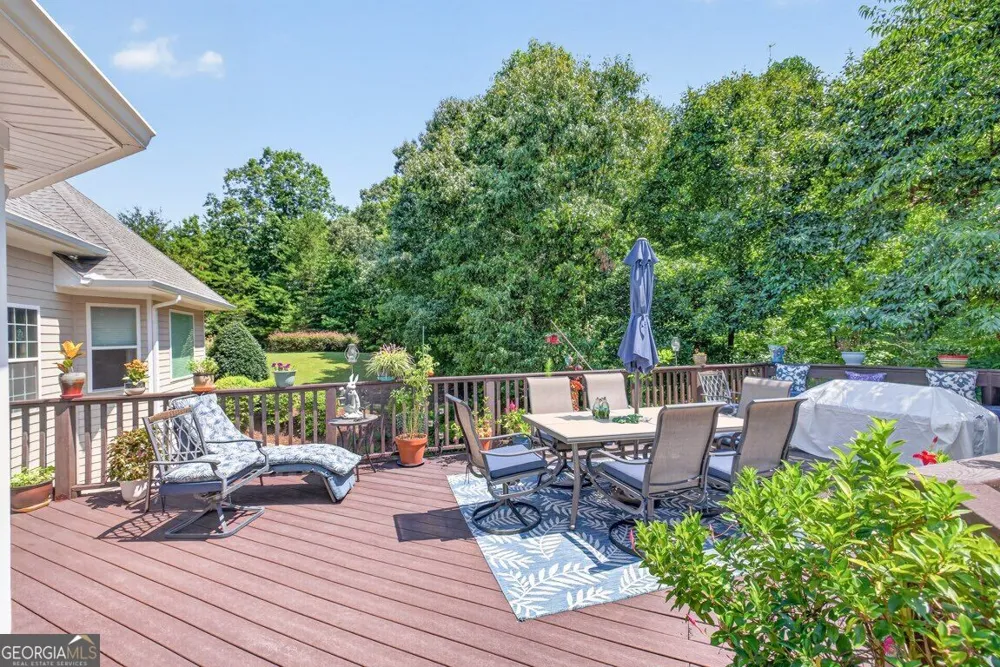 3805 Reservoir DR Gainesville, GA 30507