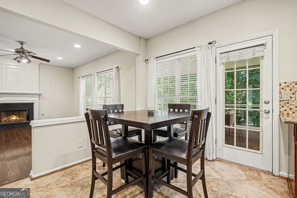 2200 Traywick Chase Alpharetta, GA 30004