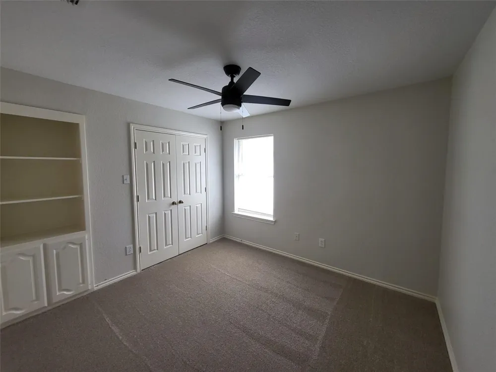 1109 Westgrove Drive Saginaw, TX 76179