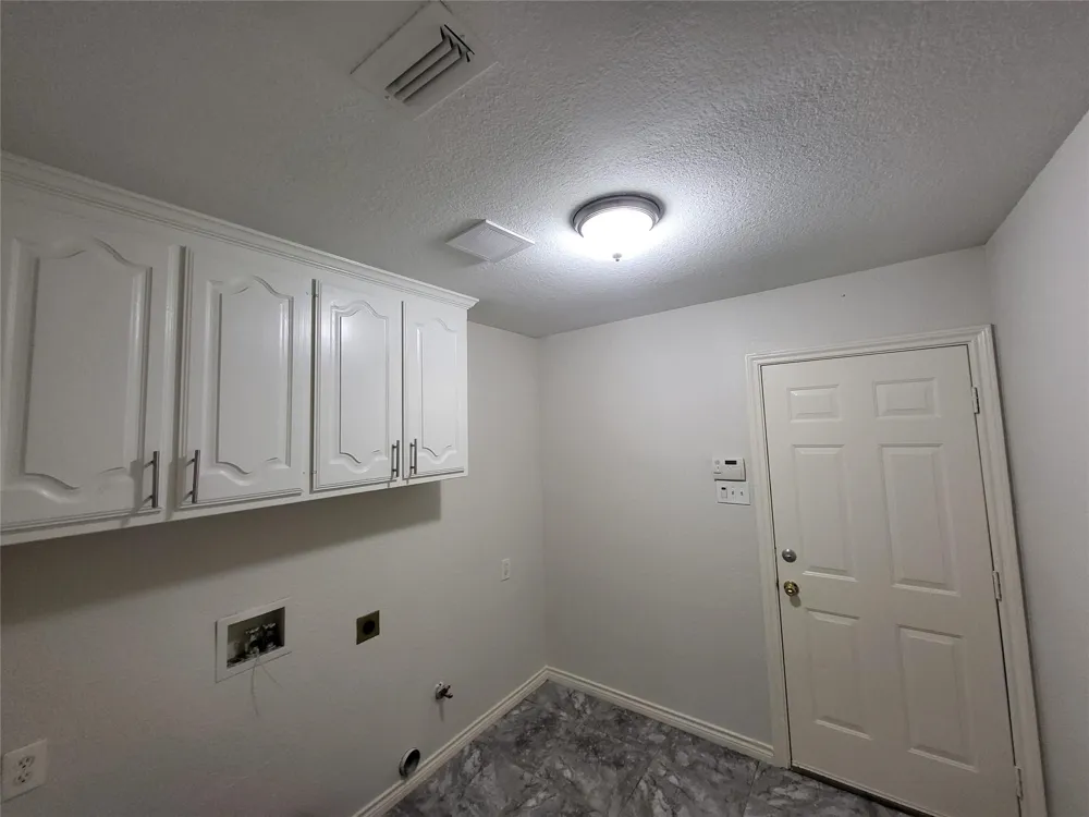 1109 Westgrove Drive Saginaw, TX 76179
