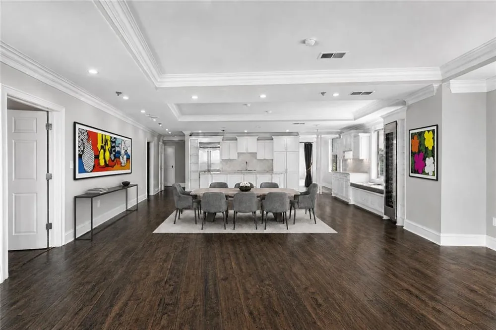 2881 Peachtree Road NE #2103 Atlanta, GA 30305