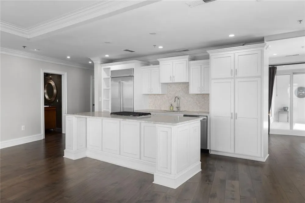 2881 Peachtree Road NE #2103 Atlanta, GA 30305