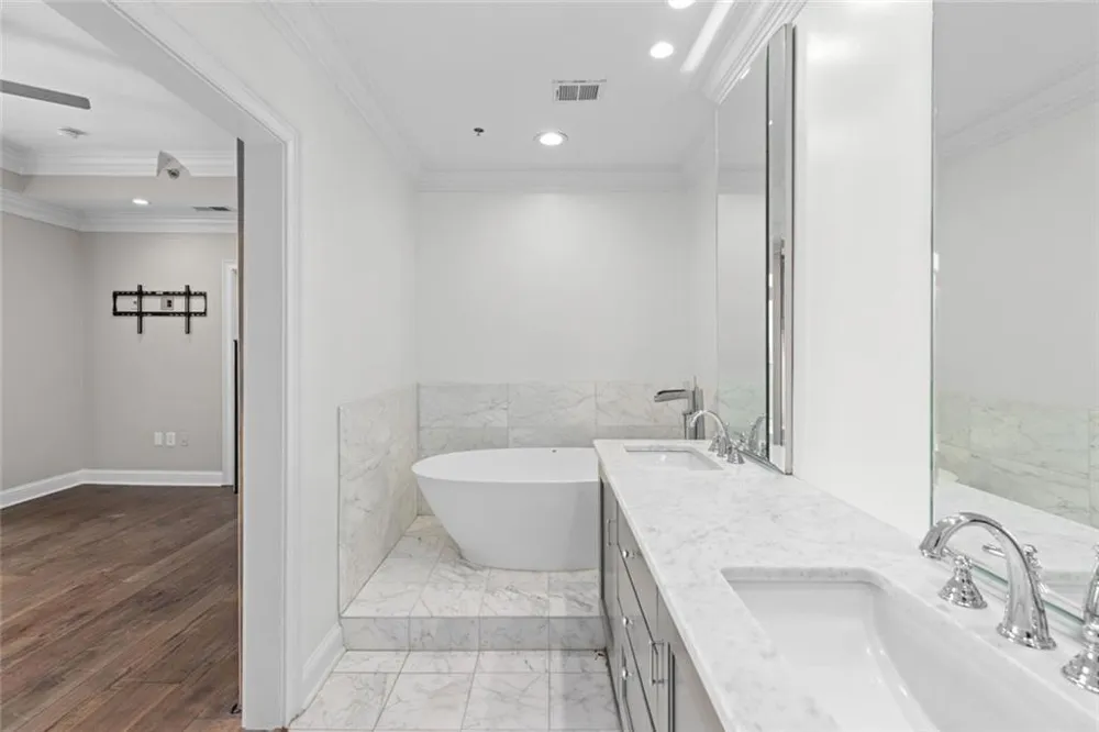2881 Peachtree Road NE #2103 Atlanta, GA 30305