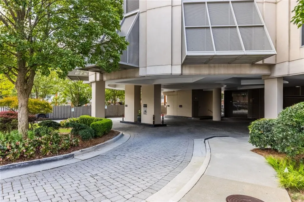 2881 Peachtree Road NE #2103 Atlanta, GA 30305